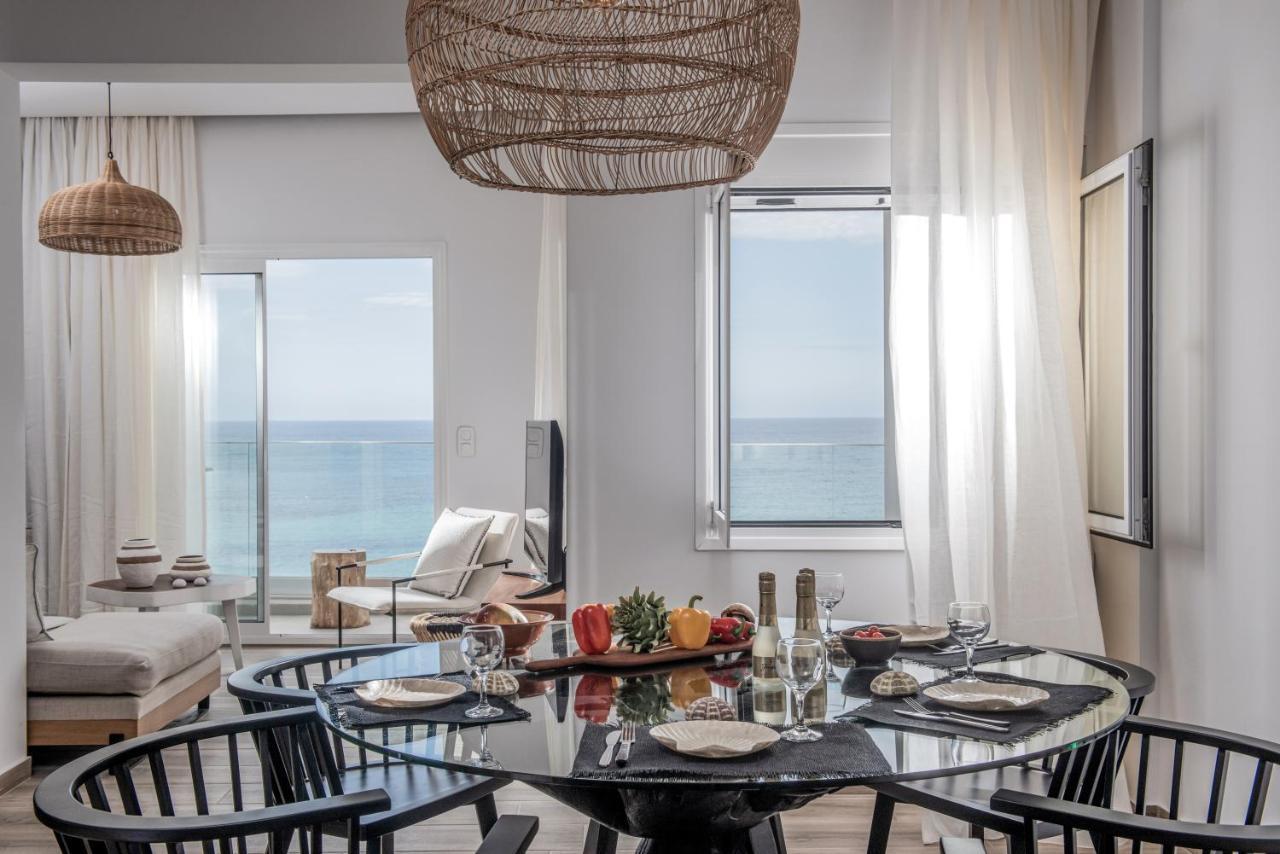 Khroma Luxury Suite 1 Beach Front Apartment Херсонисос Екстериор снимка