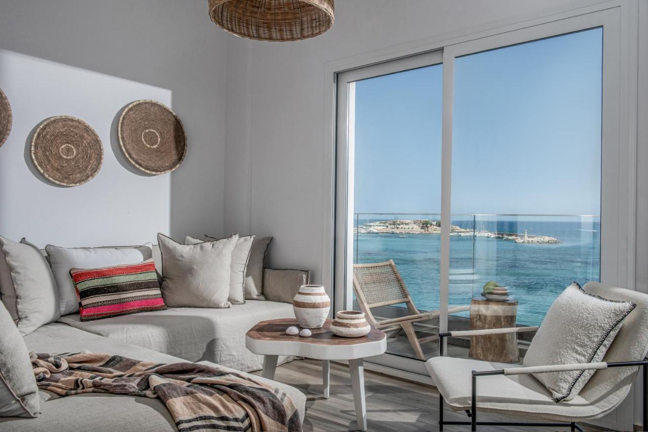 Khroma Luxury Suite 1 Beach Front Apartment Херсонисос Екстериор снимка