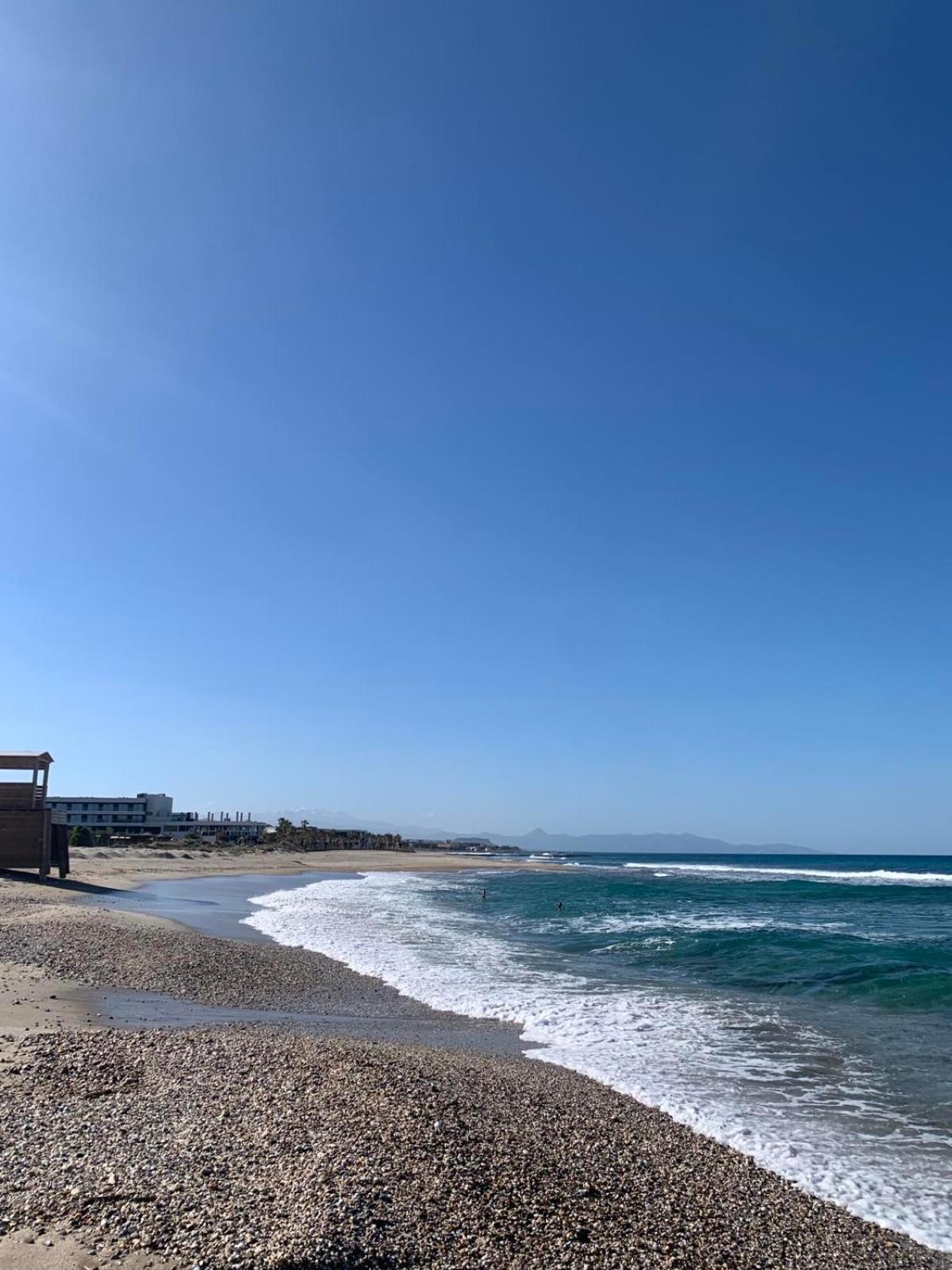Khroma Luxury Suite 1 Beach Front Apartment Херсонисос Екстериор снимка